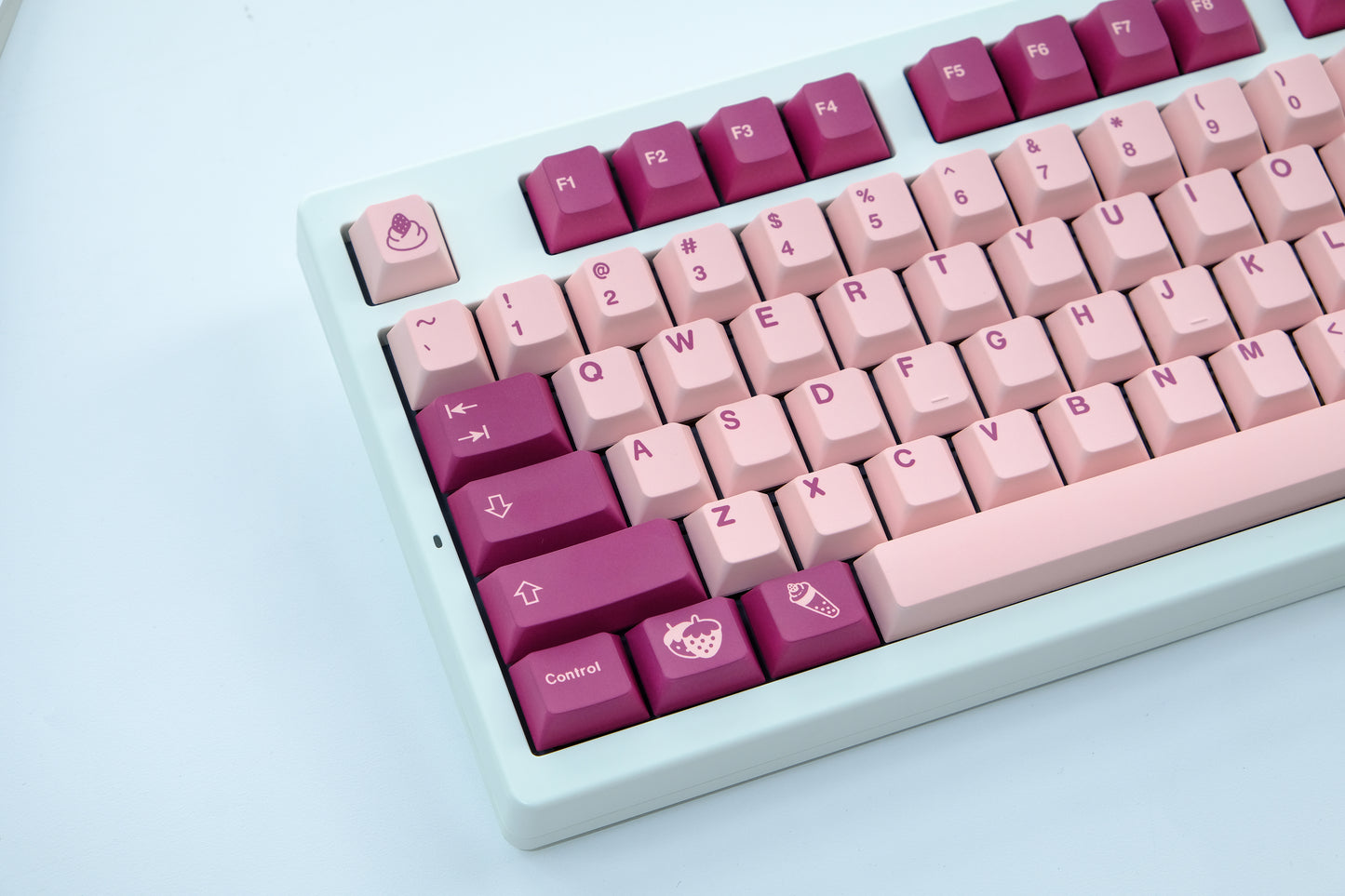 Strawberry Milk 2.0 Keycaps