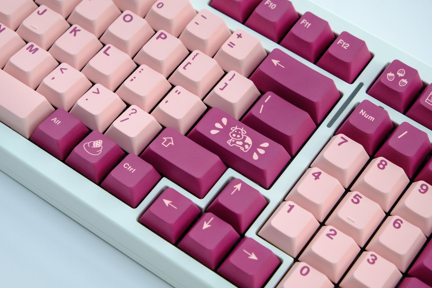 Strawberry Milk 2.0 Keycaps